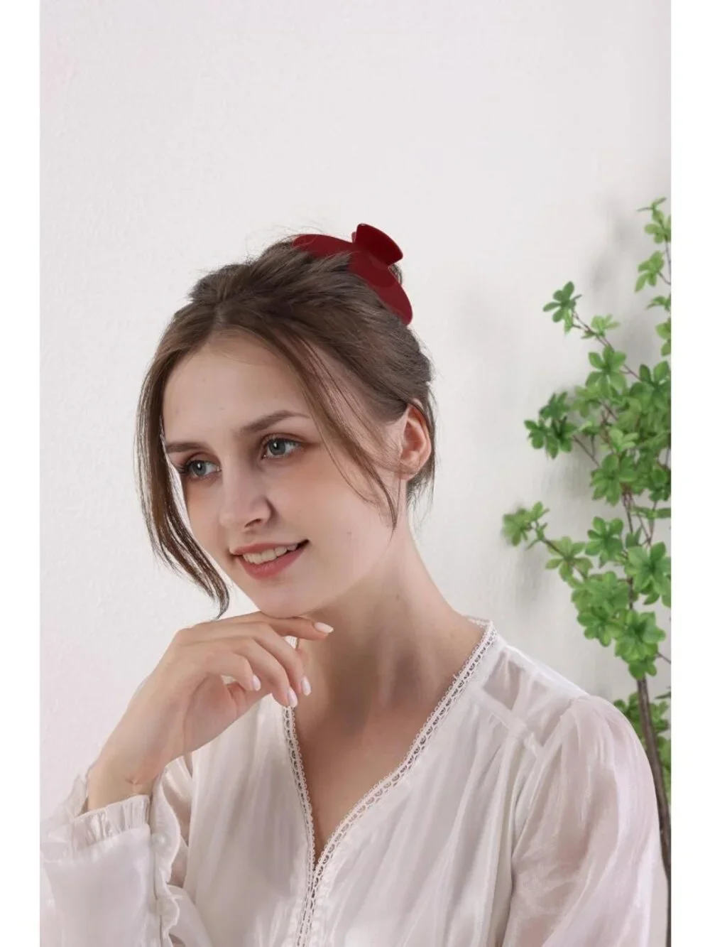 Durable 4-Inch Cherry Red Claw Hair Clips for Fine & Thick Hair - Stylish